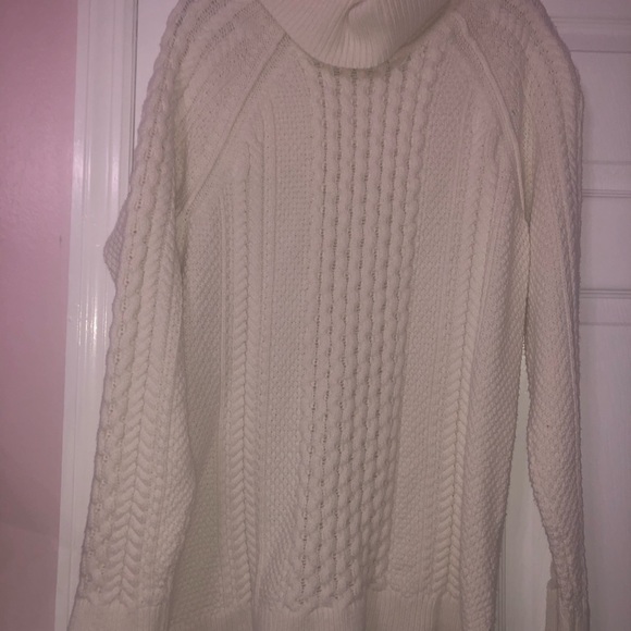 ⭐️LIKE NEW⭐️ BEBE Cable-knit Sweater - Picture 4 of 7